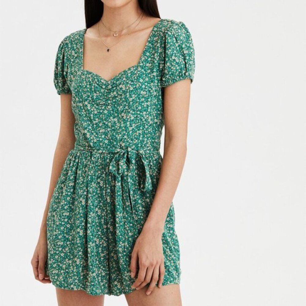 American Eagle Green Ditsy Floral short Sleeve Romper